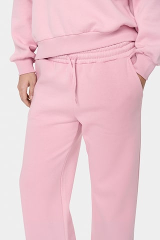 SAINT TROPEZ Loosefit Hose in Pink