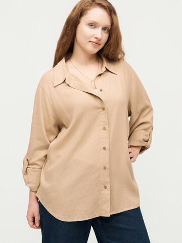 ONLY Carmakoma Blouse 'CARGOA' in Beige