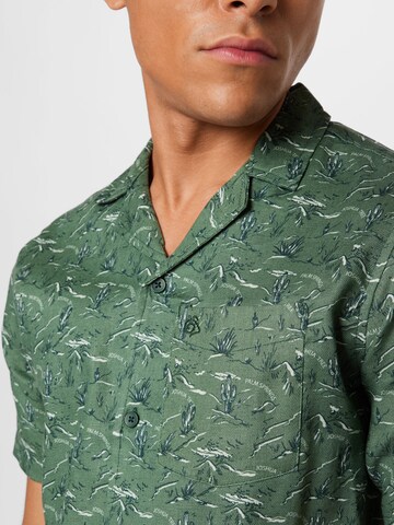 CRAGHOPPERS Regular fit Athletic Button Up Shirt in Green