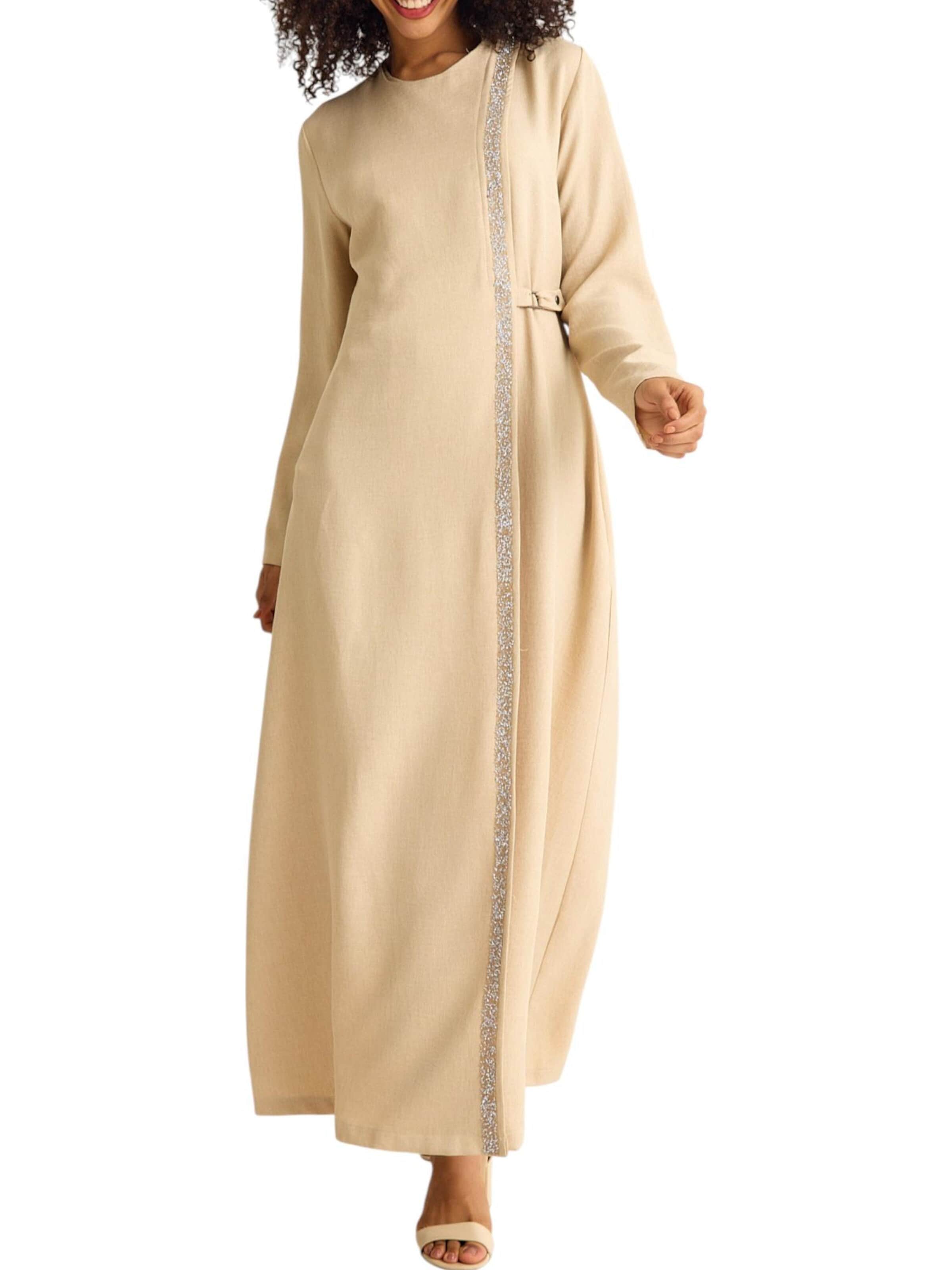Robe 'Leila-Ferace' fashionshowcase en beige