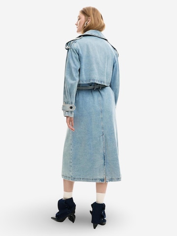 Giacca invernale 'CHAQ_VIO 26SWED17' di Desigual in blu