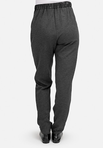 HELMIDGE Tapered Jogger Pants in Grau