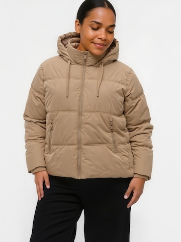 Veste mi-saison Vero Moda Curve en gris : devant