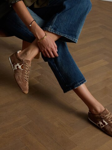 MANFIELD Sneaker low in Braun: Vorderseite