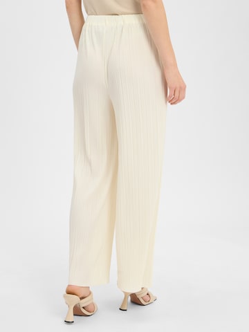 Samsøe Samsøe Loose fit Trousers in White
