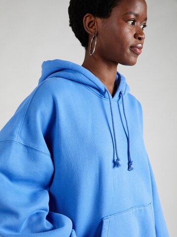 WEEKDAY Sweatshirt in Blau