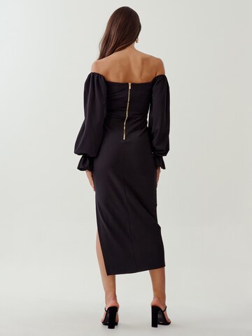 Tussah Dress 'NERIAH' in Black: back