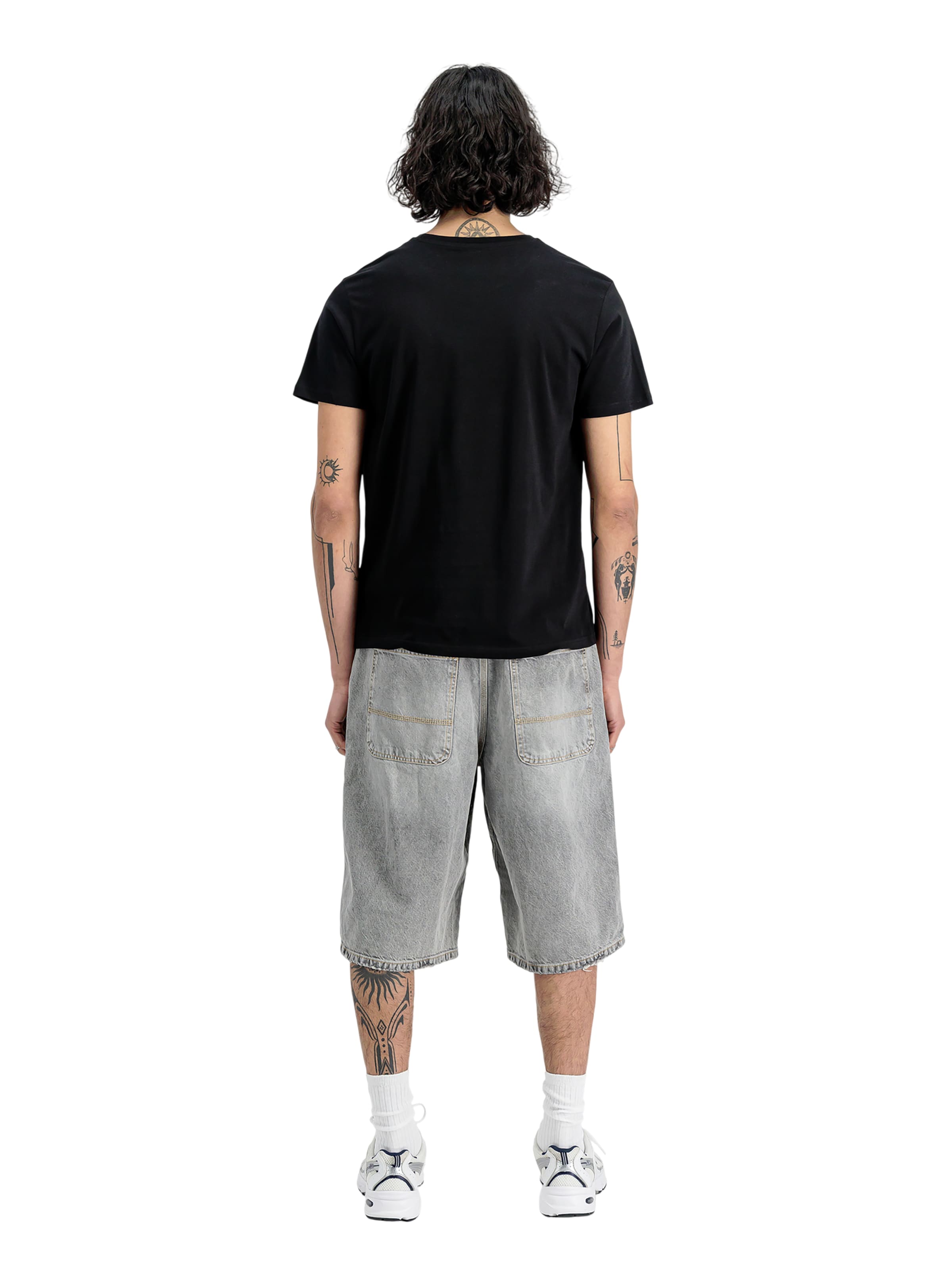 ALPHA INDUSTRIES Shirt in Black