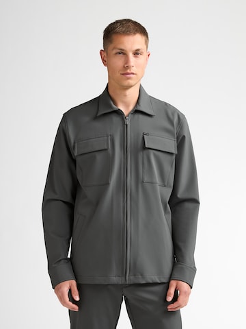 Coupe regular Chemise Petrol Industries en vert : devant