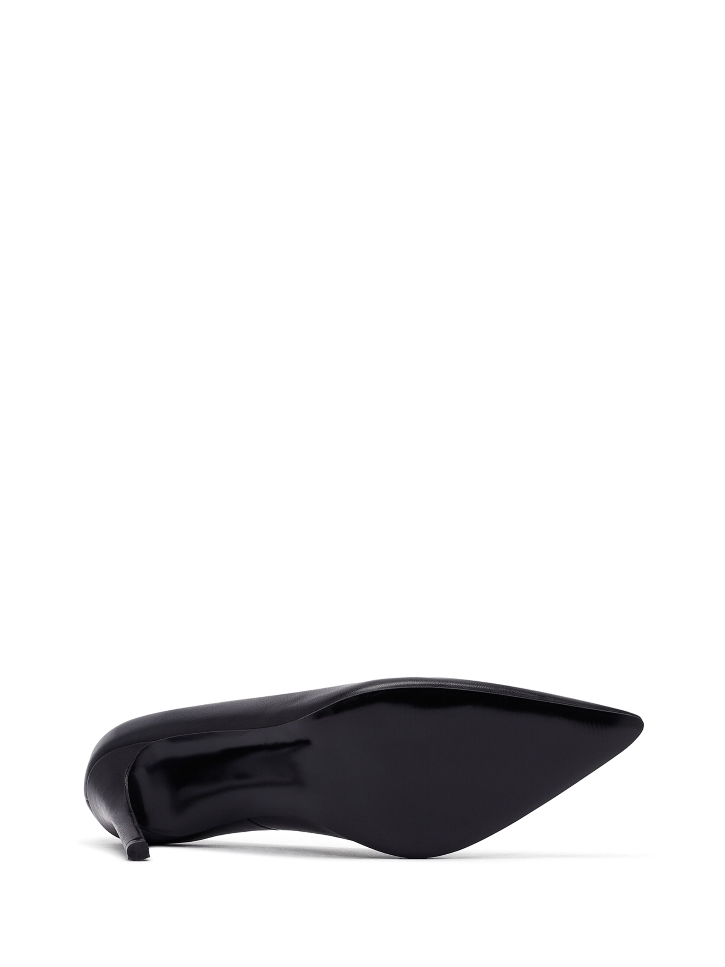 Derimod Pumps in Black