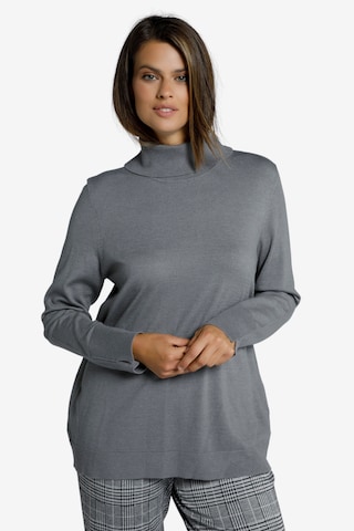 Ulla Popken Sweater in Grey: front
