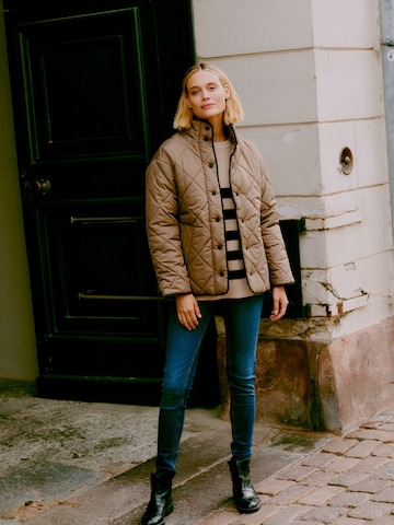 Oxmo - Casaco meia-estação ' OXBMMBELIS LOOSE JACKET ' em castanho