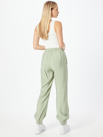 Loosefit Pantaloni 'Silji' di Moves in verde