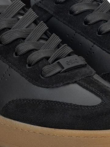Estro Låg sneaker '09-3236' i svart