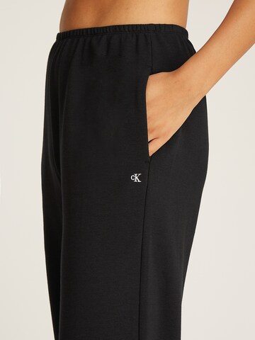 Wide leg Pantaloni di Calvin Klein Jeans in nero