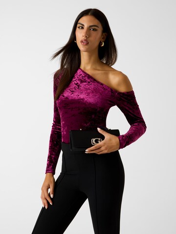 GUESS Shirt Bodysuit in Red: front