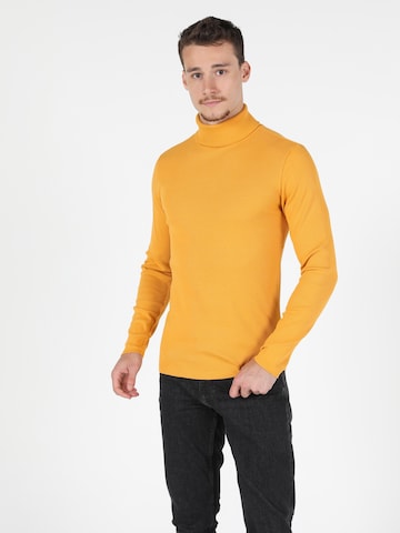 Colin's Shirt in Geel