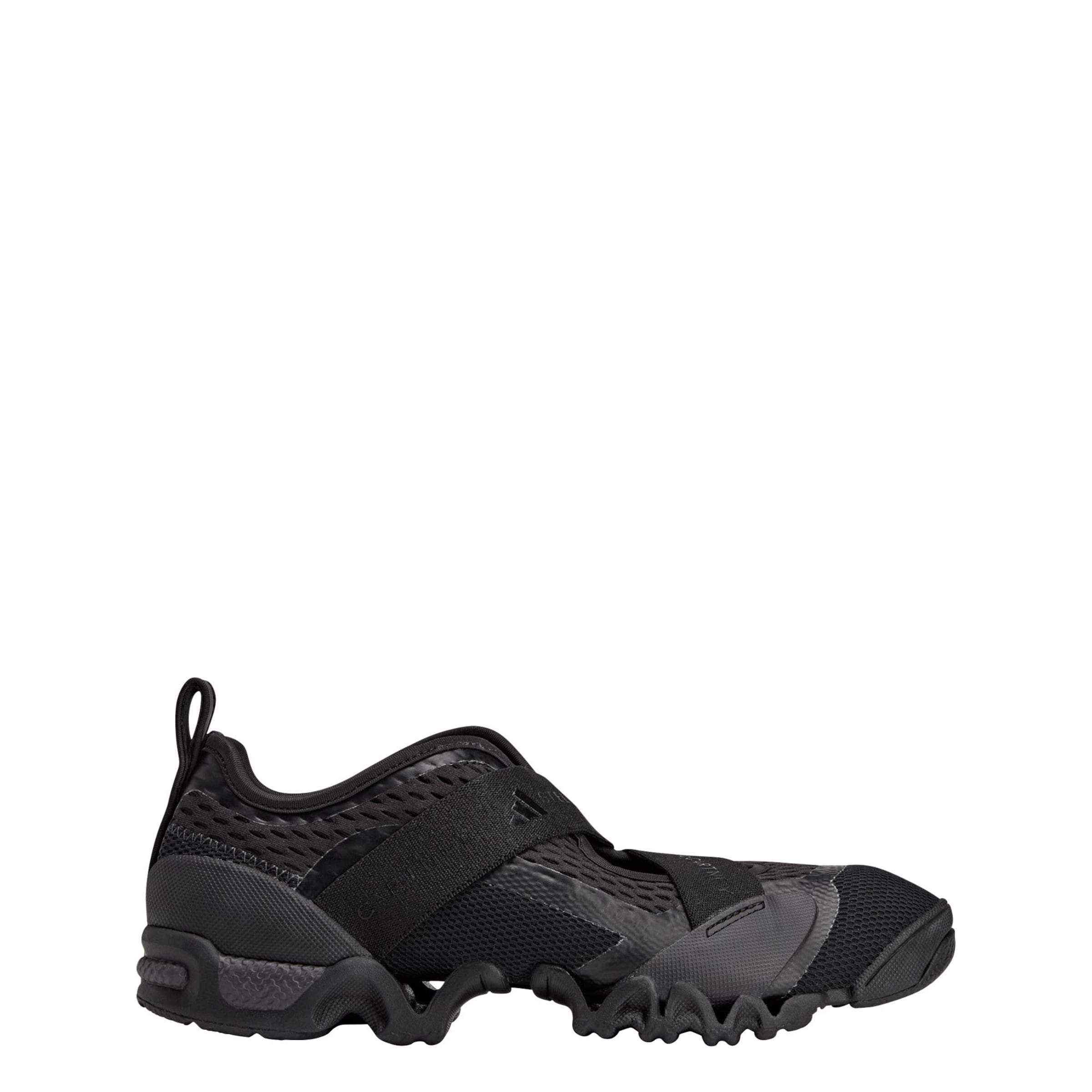 ADIDAS BY STELLA MCCARTNEY Sports shoe in Black: front