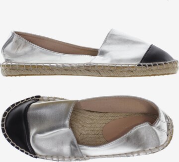 Asos Flats & Loafers in 37 in Silver: front