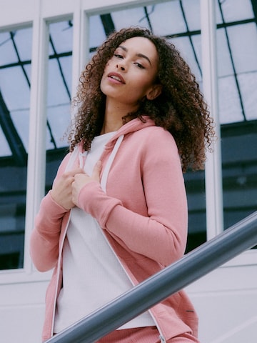 Veste de survêtement 'Linda' Oxmo en rose