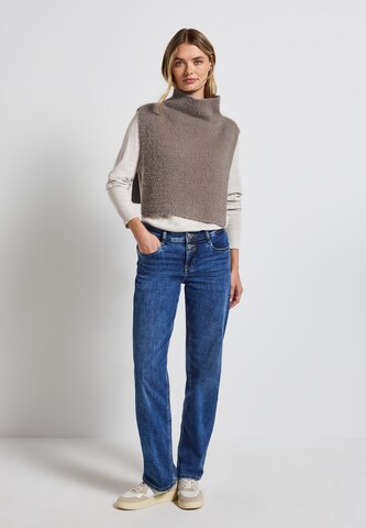 STREET ONE Cape in Brown