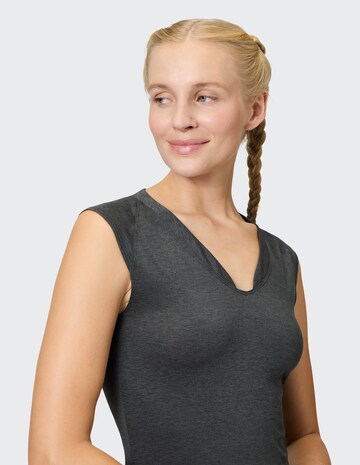 VENICE BEACH Performance Shirt in Grey