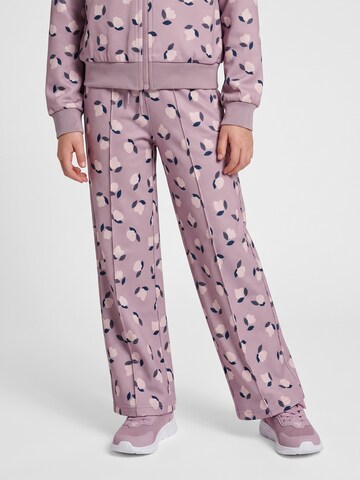 Hummel Regular Sportbroek in Lila: voorkant