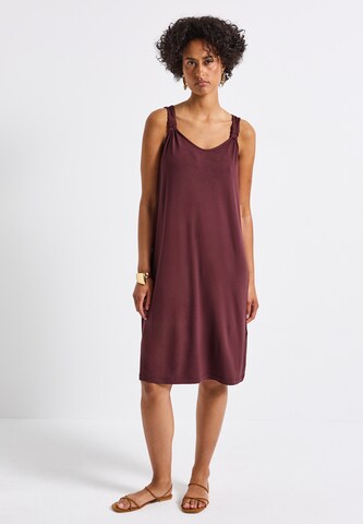 STREET ONE Kleid in Rot: Vorderseite