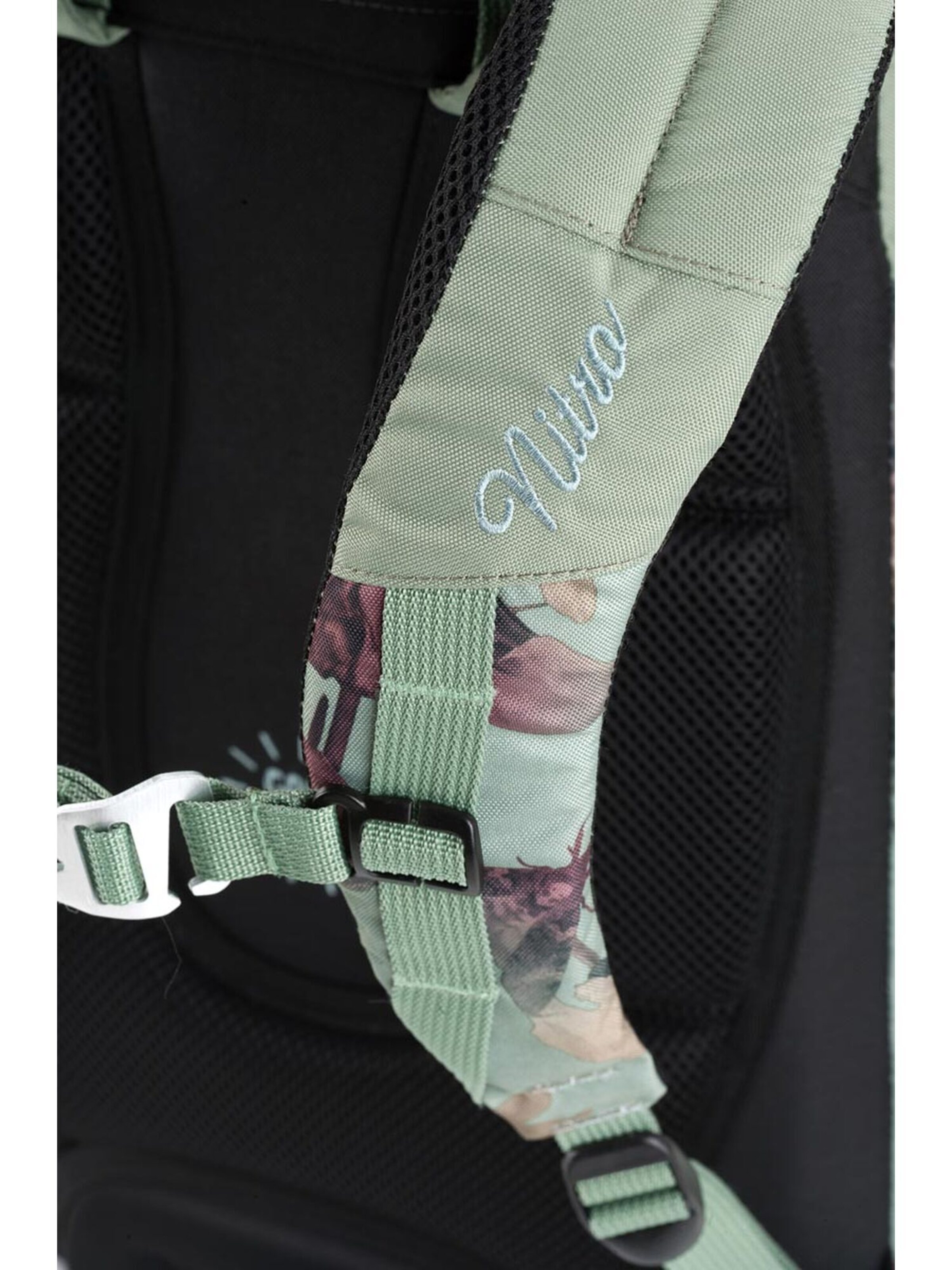 NITRO Rucksack DAYPACKER in Grün