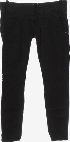 Urban Surface Pants in M in Black: front