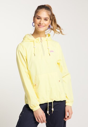 MYMO Between-Season Jacket in Yellow: front