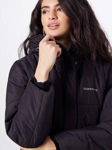 Didriksons Outdoor Coat 'Sandra' in Black