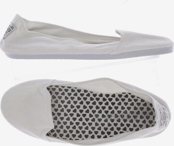NEW LOOK Flats & Loafers in 37 in White: front