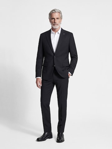 BENVENUTO Slim fit Suit in Black: front
