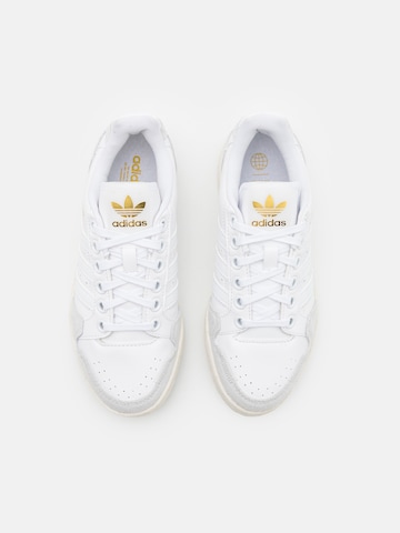 Baskets basses 'NY 90' ADIDAS ORIGINALS en blanc