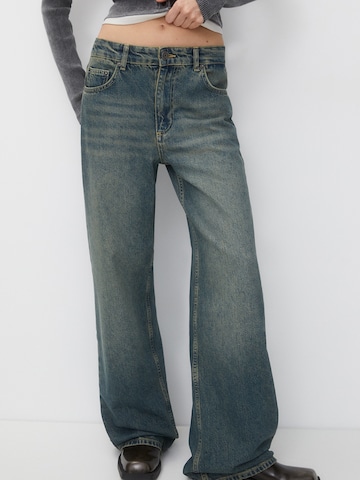 Pull&Bear Loosefit Jeans i blå