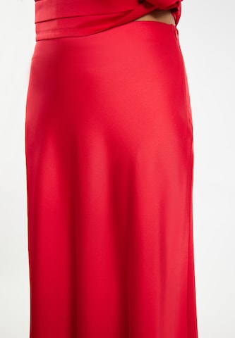 faina Skirt in Red
