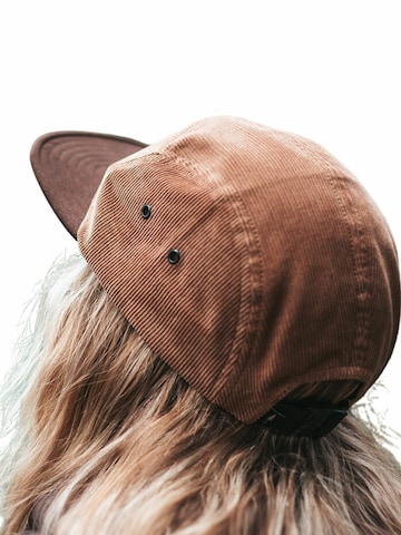 NIKIN Cap in Brown