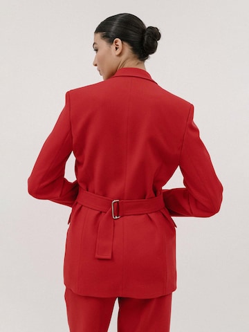 4TAILORS Bleiseri 'Spice it Up' värissä punainen