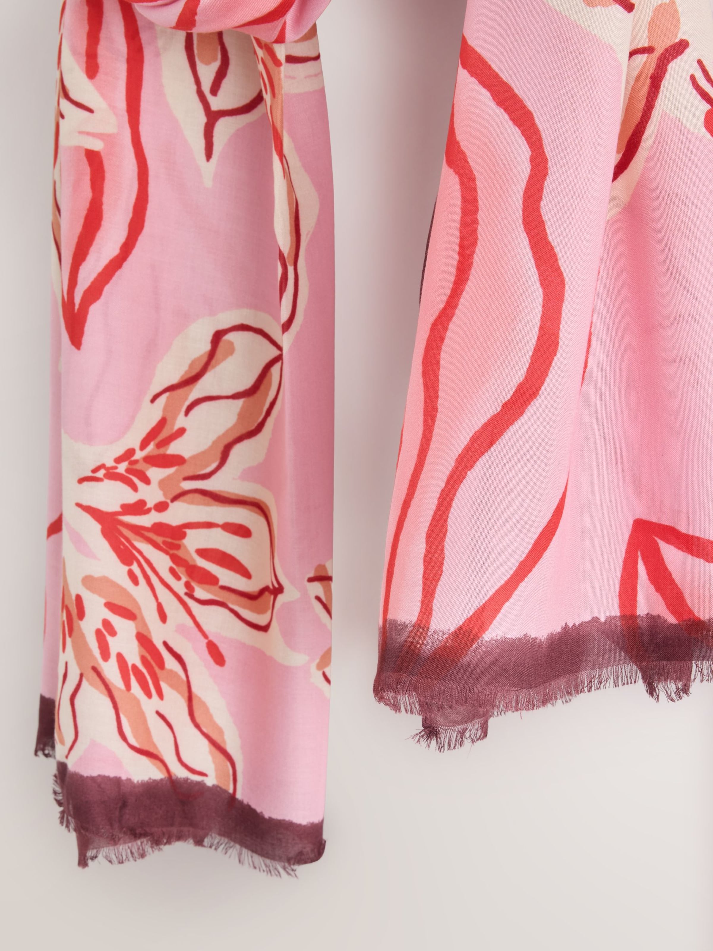 Next - Chal en rosa