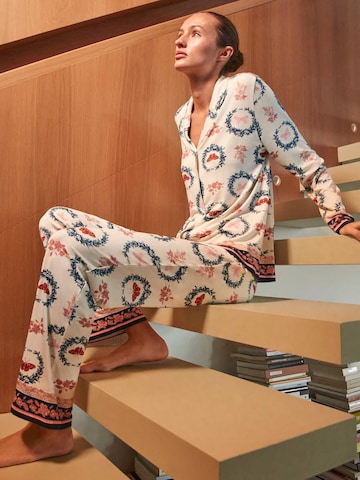 Gisela - Pijama en beige