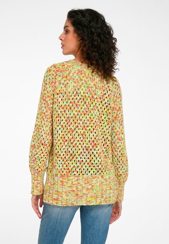 Pull-over include en mélange de couleurs