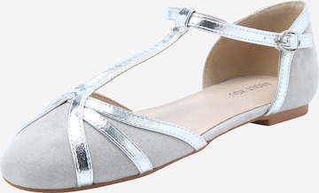 Ballerines 'Selma' ABOUT YOU en argent : devant