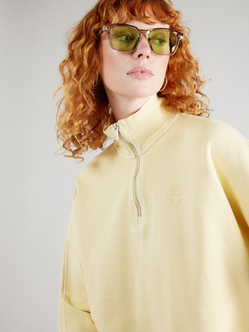 ADIDAS ORIGINALS Sweatshirt 'Essentials+' in Geel