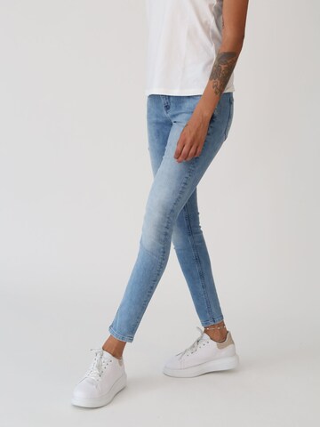 Miracle of Denim Skinny Jeans in Blau