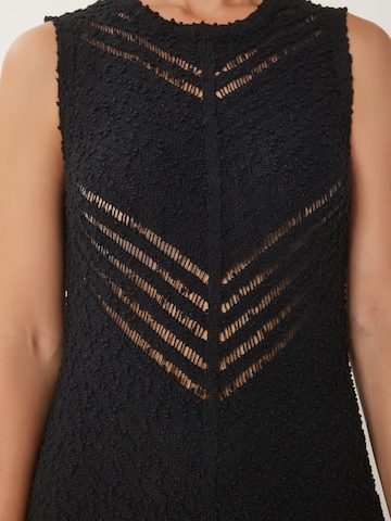 Rochie tricotat de la Happiness İstanbul pe negru