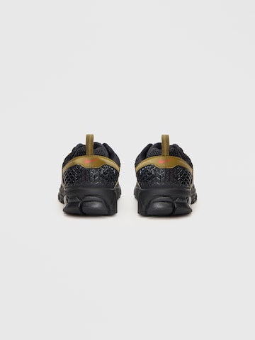 Nike Sportswear Tenisky 'Zoom Vomero 5' – černá