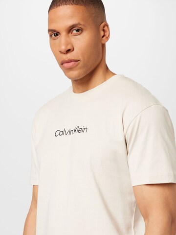 Calvin Klein T-Shirt 'Hero' in Weiß
