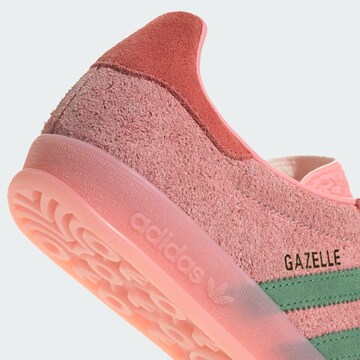 ADIDAS ORIGINALS Низкие кроссовки 'Gazelle' в Ярко-розовый