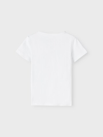 NAME IT Koszulka 'JUDAS' w kolorze biały